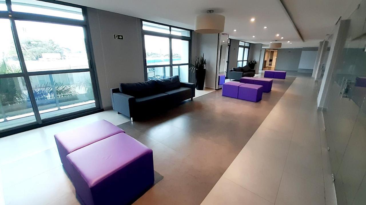 Estudio Aconchegante No Centro De Curitiba - Ar Condicio E Localizacao Perfeita! מראה חיצוני תמונה